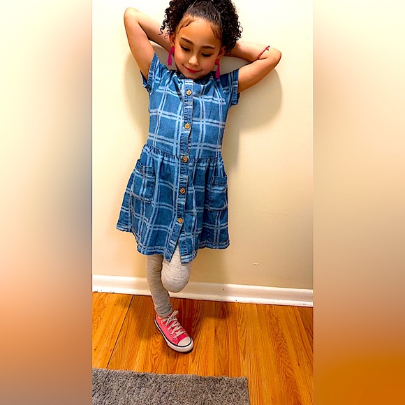 Adorable button-down, Jean dress 🍭 - Picture 4 of 9